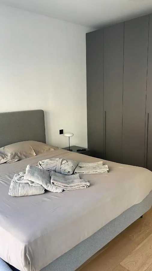 Apartament Number 8 -Number House Mediolan 0*,  Włochy