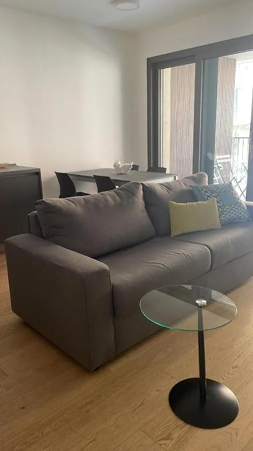 Apartament Number 8 -Number House Mediolan